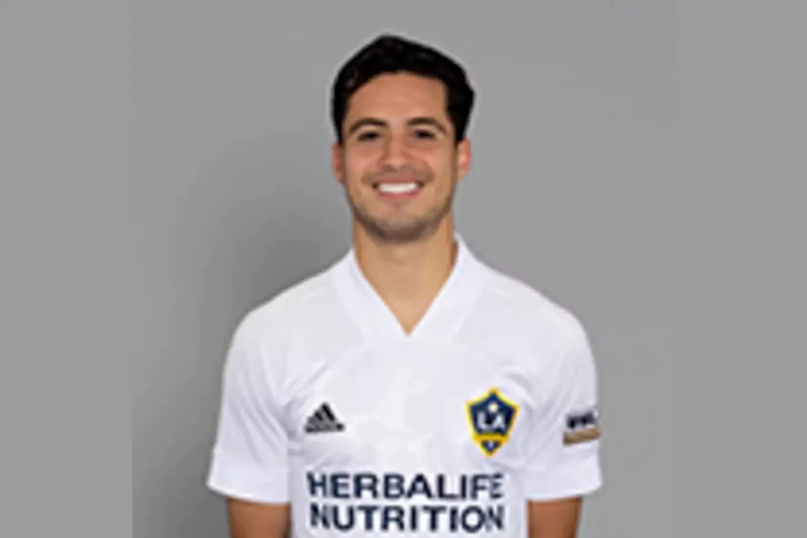 LA Galaxy II signed midfielder and LA Galaxy Academy product, Adrian Gonzalez on April 1, 2021.